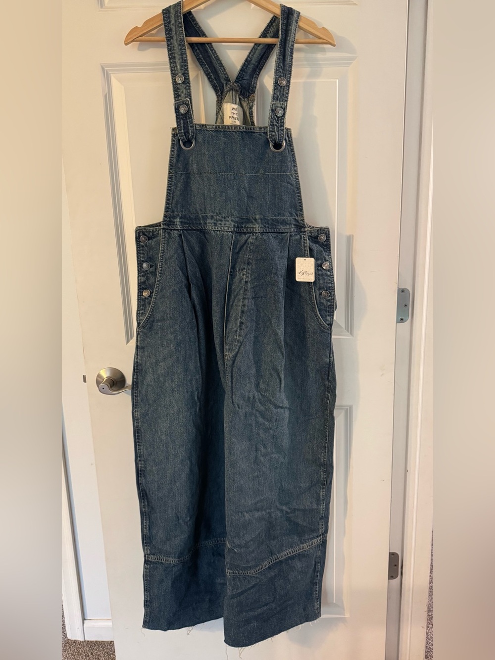 NEW We The Free Rambler overalls wide barrel leg Free People - Picture 3 of 7